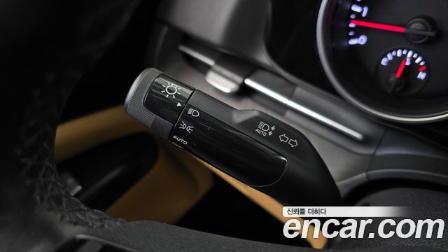 Kia Canival 2023 — photo 29