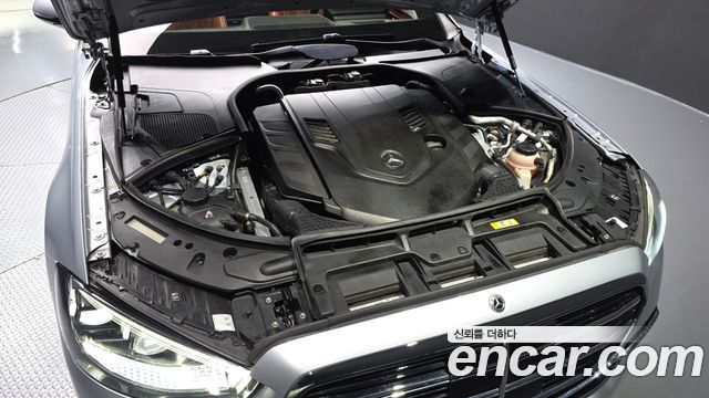 Mercedes-Benz S-Class 2021 — photo 6