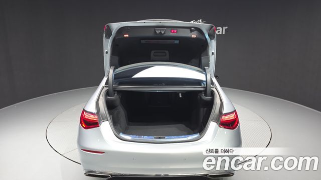 Mercedes-Benz S-Class 2021 — photo 26