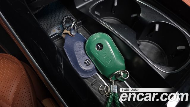 Mercedes-Benz S-Class 2021 — photo 27