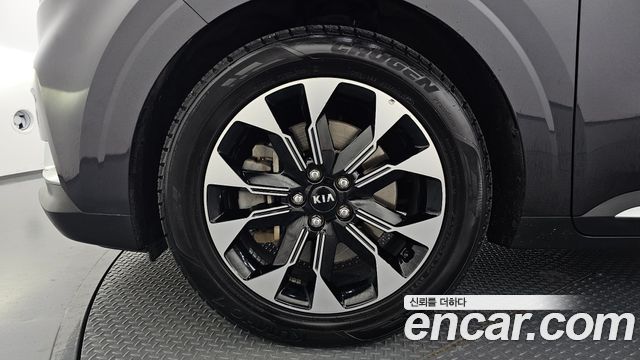 Kia Canival 2021 — photo 5