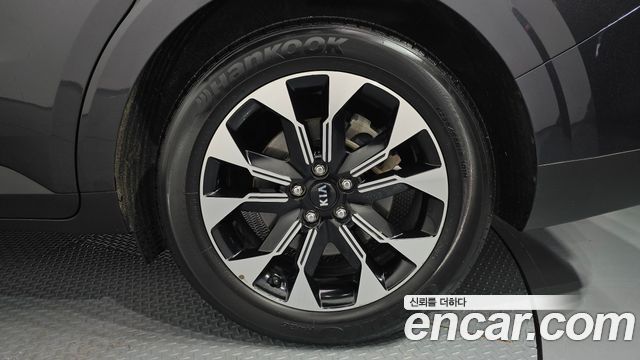 Kia Canival 2021 — photo 7