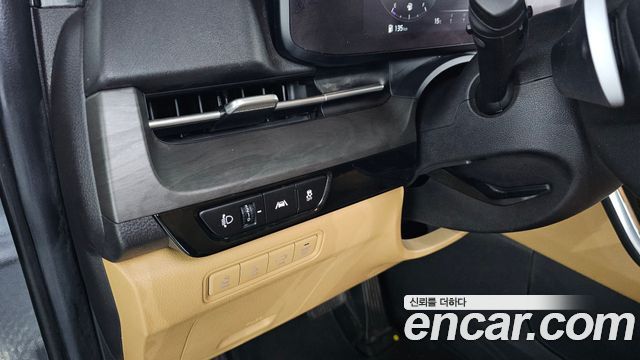 Kia Canival 2021 — photo 28