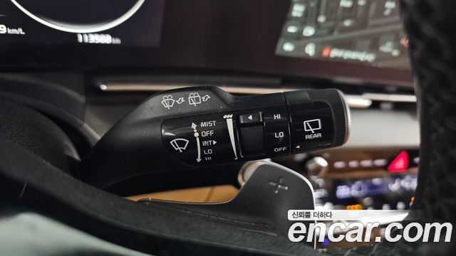 Kia Canival 2021 — photo 40