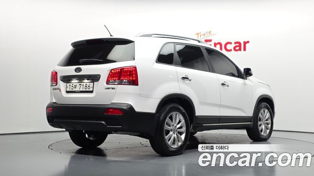 Kia Sorento 2011 — photo 2