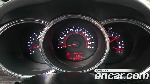 Kia Sorento 2011 — photo 8