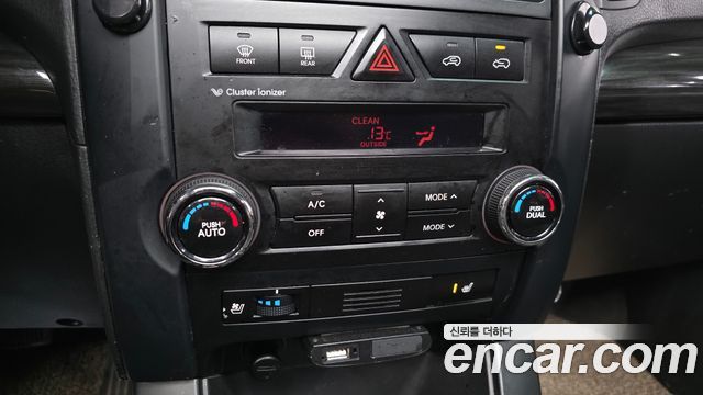 Kia Sorento 2011 — photo 17