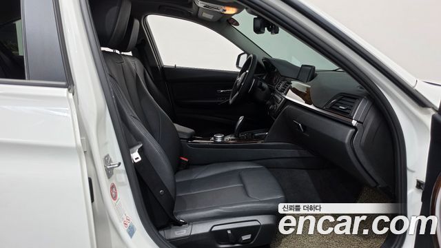 BMW 3-Series 2014 — photo 11