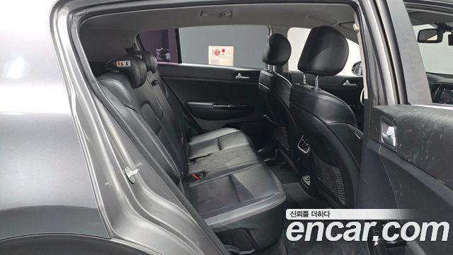 Kia Sportage 2016 — photo 18