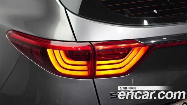 Kia Sportage 2016 — photo 9