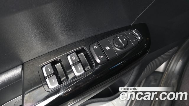 Kia Sportage 2016 — photo 27