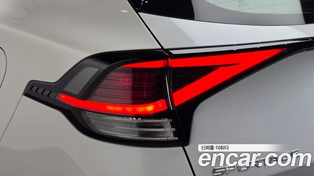 Kia Sportage 2022 — photo 9