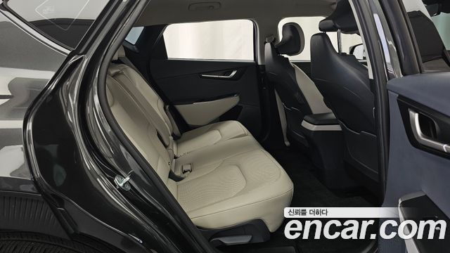 Kia EV6 2022 — photo 17