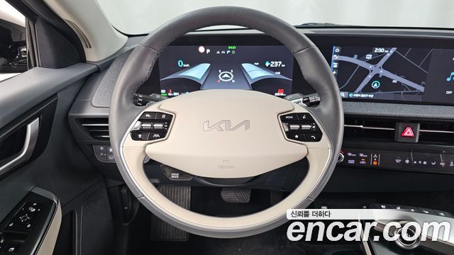 Kia EV6 2022 — photo 20