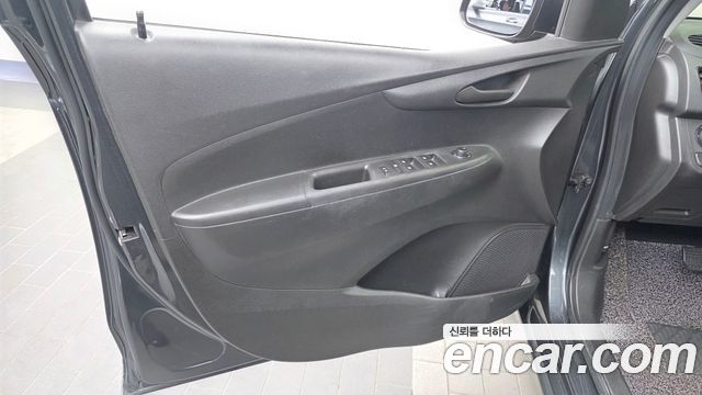 Chevrolet Korea Spark 2017 — photo 14