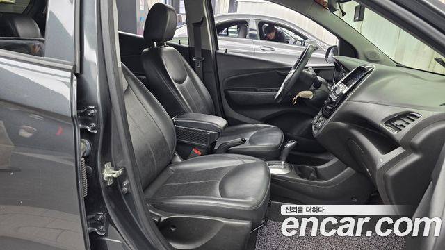 Chevrolet Korea Spark 2017 — photo 16