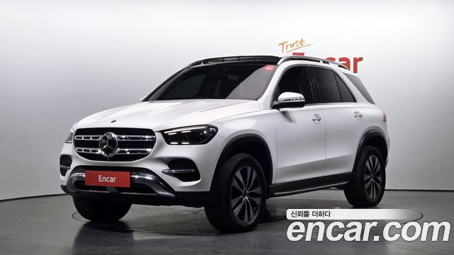 Mercedes-Benz GLE-Class 2024 — photo 1