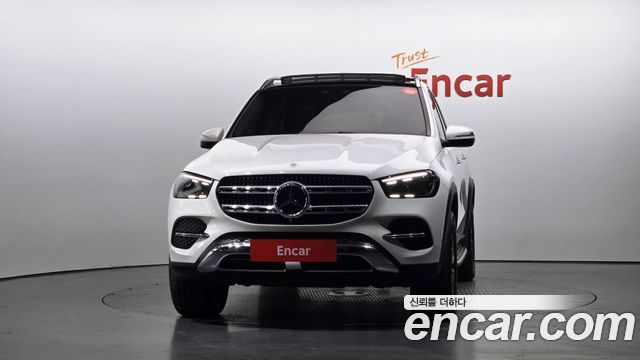 Mercedes-Benz GLE-Class 2024 — photo 3