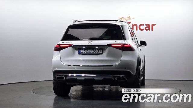 Mercedes-Benz GLE-Class 2024 — photo 4