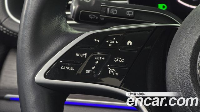Mercedes-Benz GLE-Class 2024 — photo 18