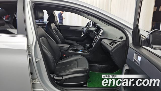 Hyundai Sonata 2020 — photo 11