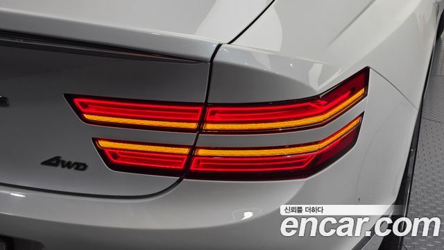 Genesis G80 2021 — photo 9