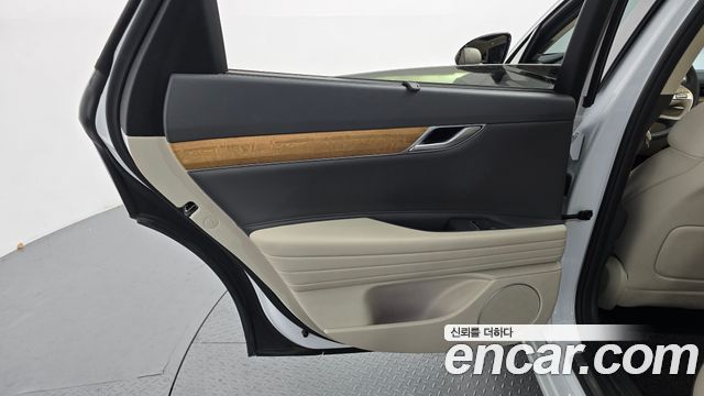 Genesis G80 2021 — photo 15