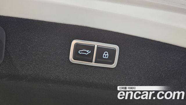 Genesis G80 2021 — photo 30