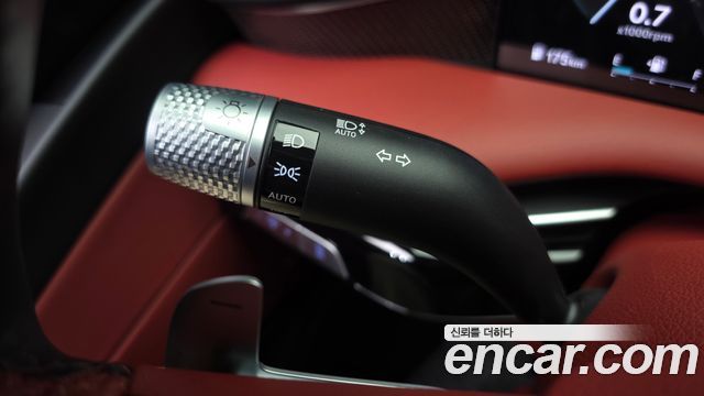 Genesis G80 2025 — photo 32