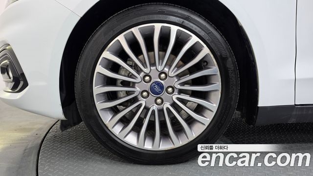 Ford Mondeo 2020 — photo 5