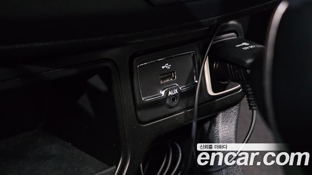 Jeep Renegade 2018 — photo 31