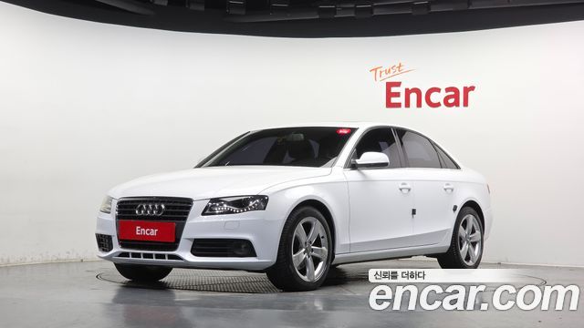 Audi A4 2012 — photo 1