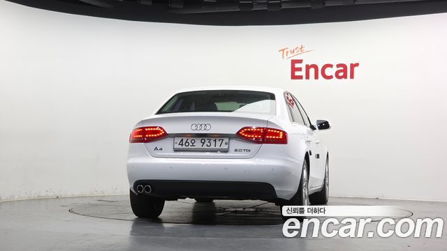 Audi A4 2012 — photo 4