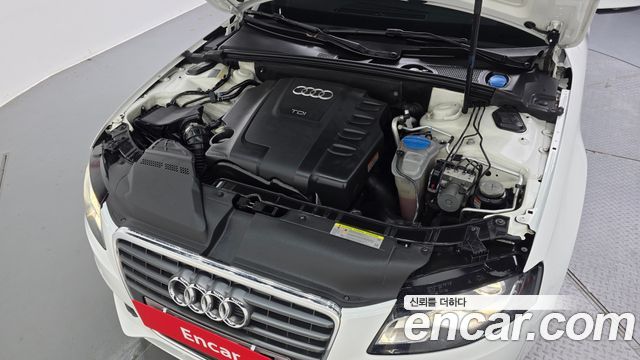 Audi A4 2012 — photo 6