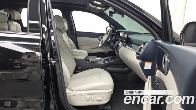 Kia Sorento 2023 — photo 17