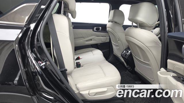Kia Sorento 2023 — photo 18
