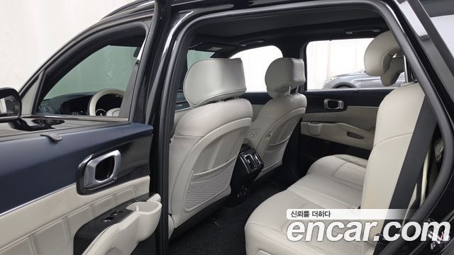 Kia Sorento 2023 — photo 16