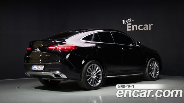 Mercedes-Benz GLE-Class 2025 — photo 2
