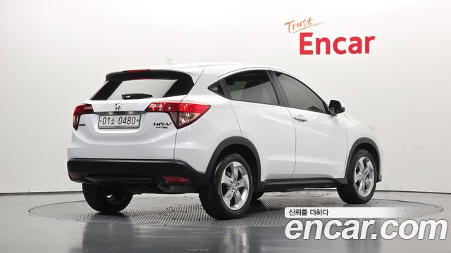 Honda HR-V 2016 — photo 2