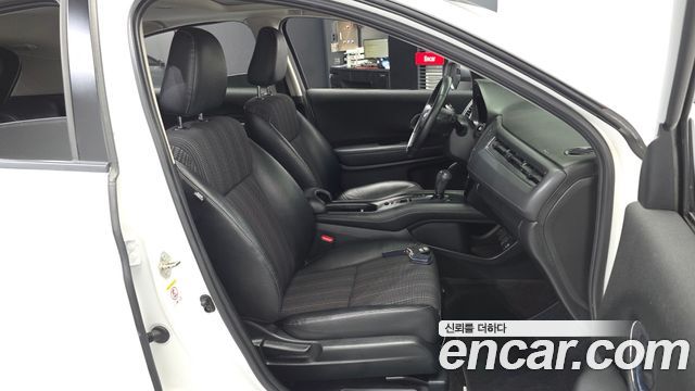 Honda HR-V 2016 — photo 17