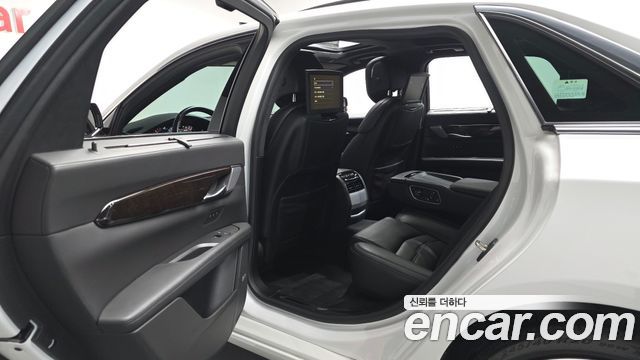 Cadillac CT6 2019 — photo 18