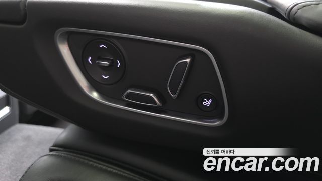 Cadillac CT6 2019 — photo 25