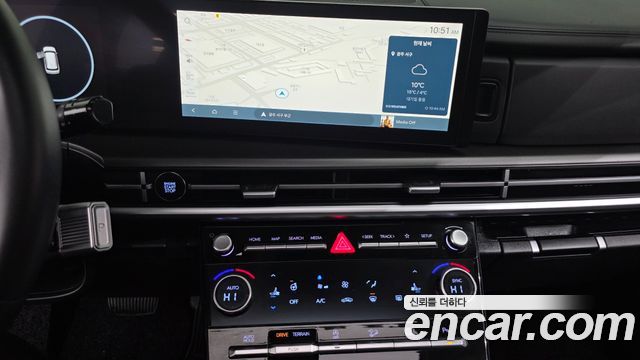 Hyundai Santafe 2024 — photo 18
