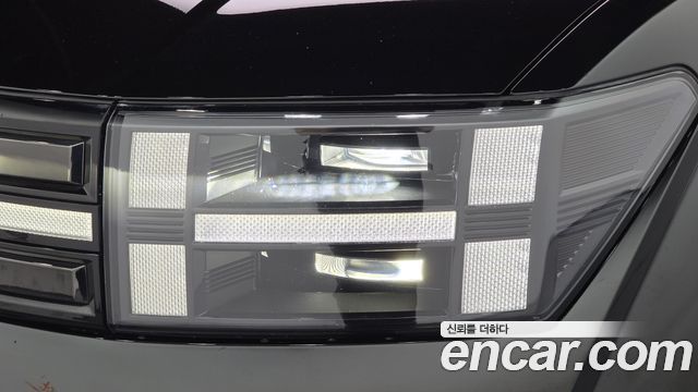 Hyundai Santafe 2024 — photo 8