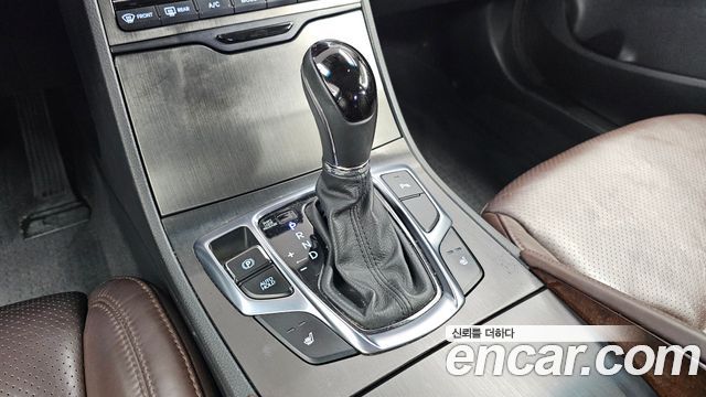 Hyundai Grandeur 2016 — photo 12