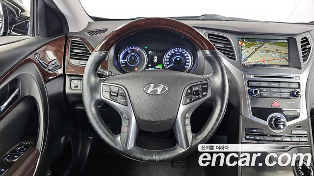 Hyundai Grandeur 2016 — photo 19