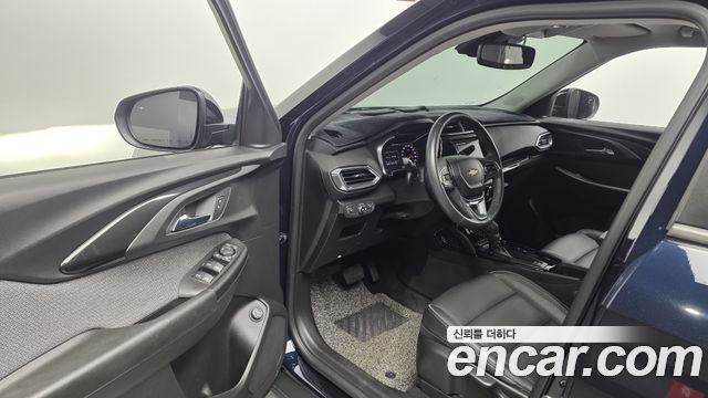 Chevrolet Korea Trailblazer 2021 — photo 13