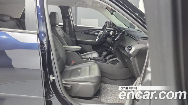 Chevrolet Korea Trailblazer 2021 — photo 17