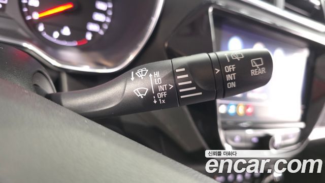 Chevrolet Korea Trailblazer 2021 — photo 30