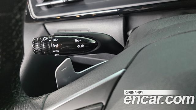 Hyundai Staria 2025 — photo 27